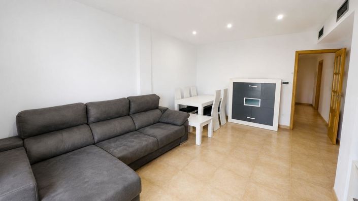 Image No.2-2 Bed Property for sale