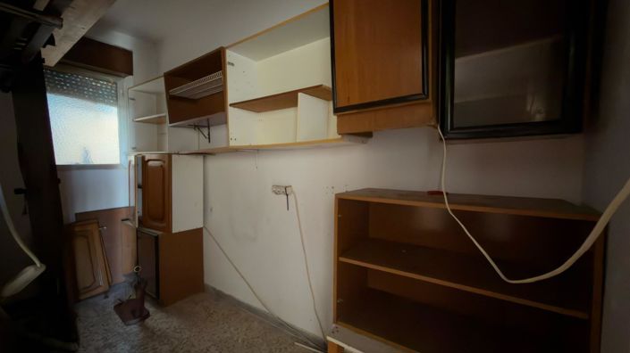 Image No.10-4 Bed Property for sale