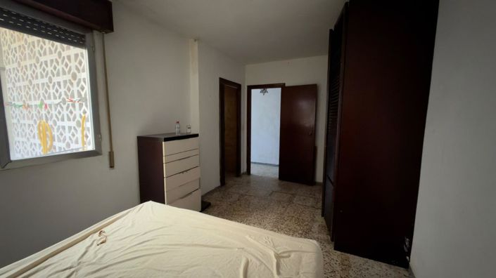 Image No.16-4 Bed Property for sale