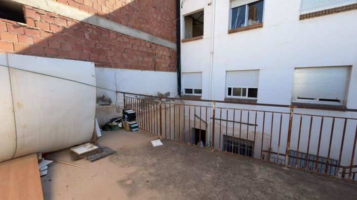Image No.35-4 Bed Property for sale