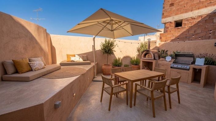 Image No.42-4 Bed Property for sale
