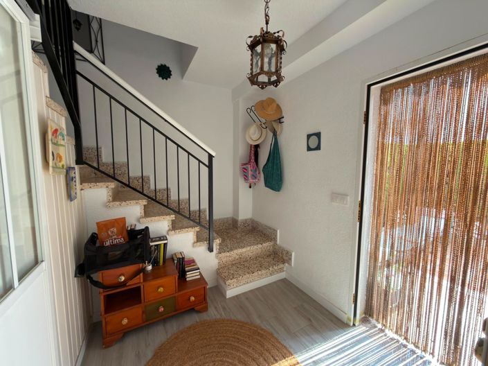 Image No.30-4 Bed Townhouse for sale