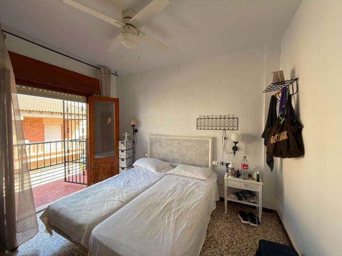 Image No.41-4 Bed Townhouse for sale