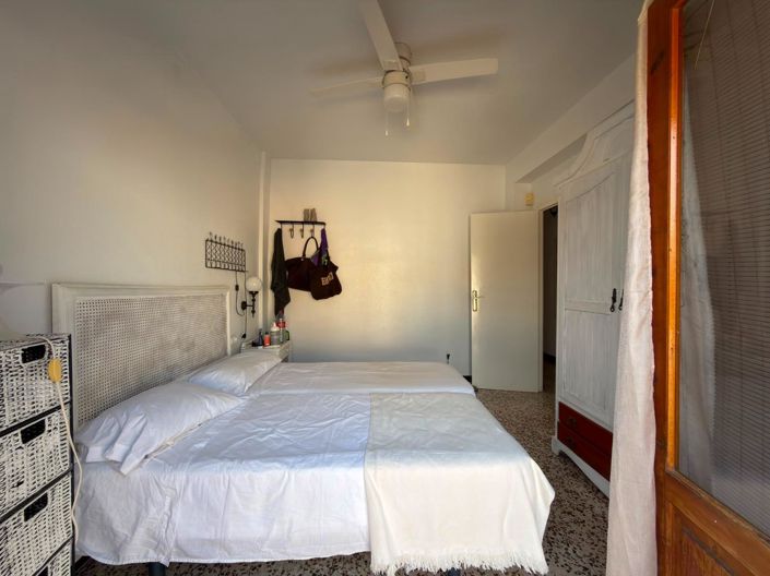 Image No.44-4 Bed Townhouse for sale