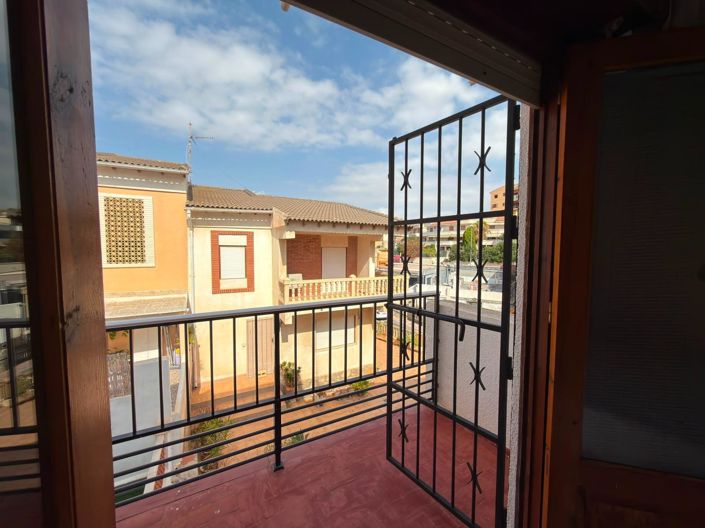 Image No.45-4 Bed Townhouse for sale