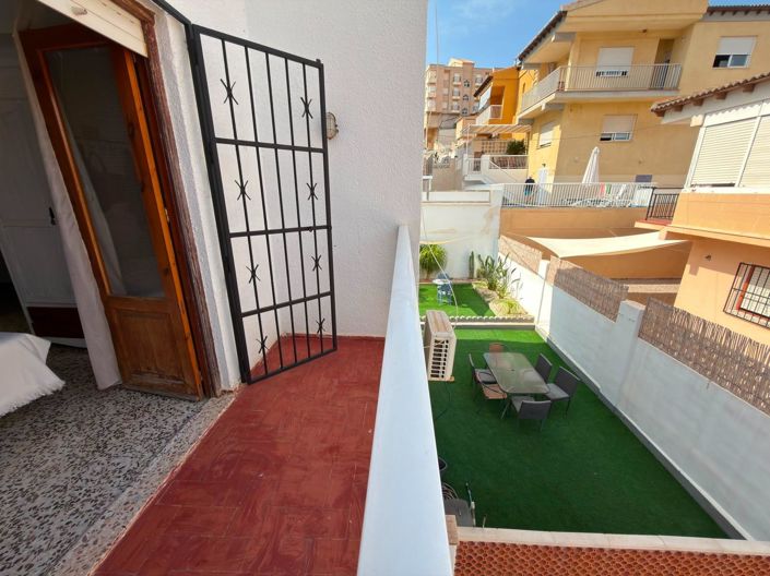 Image No.47-4 Bed Townhouse for sale