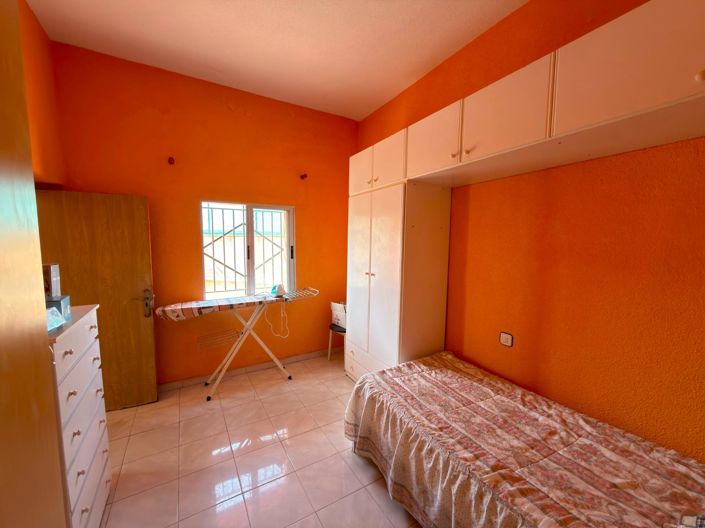 Image No.15-4 Bed Townhouse for sale