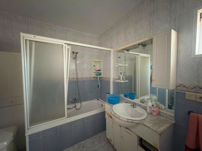Image No.8-4 Bed Townhouse for sale