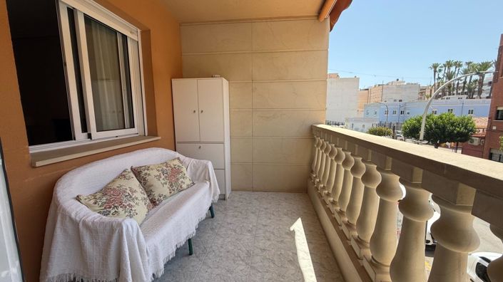 Image No.4-4 Bed Flat for sale