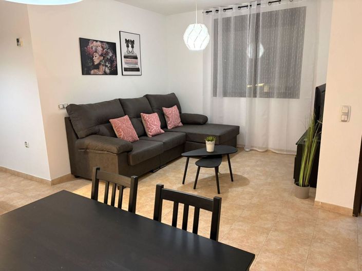 Image No.5-2 Bed Flat for sale