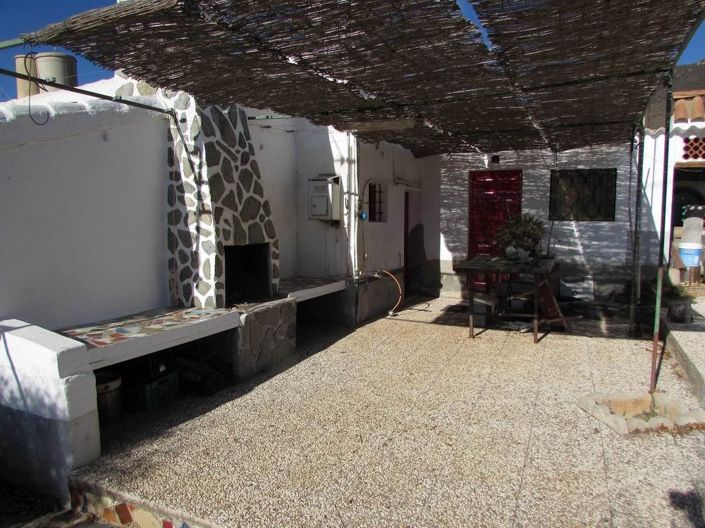 Image No.22-4 Bed Country House for sale
