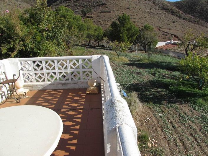Image No.6-4 Bed Country House for sale