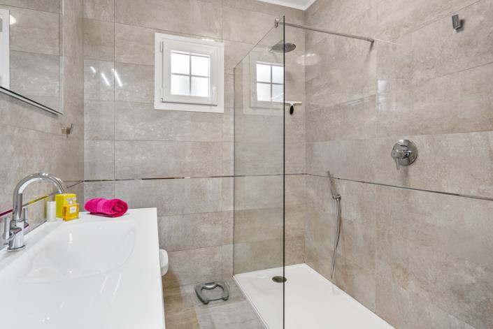 Image No.9-4 Bed Villa for sale