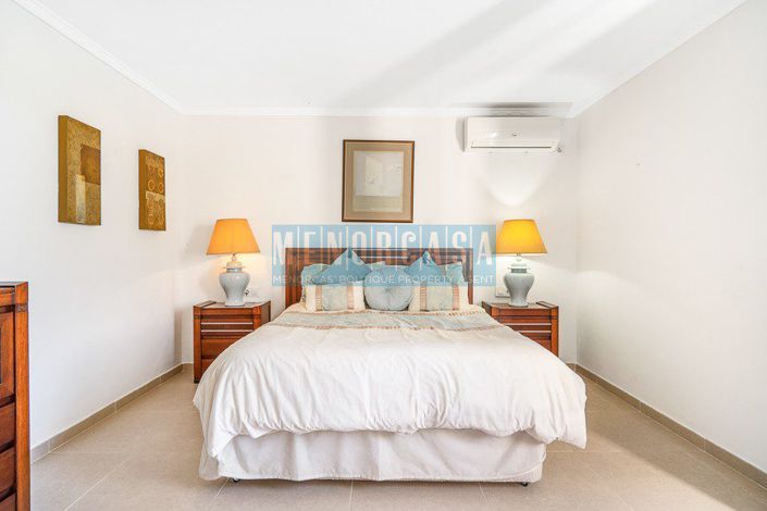 Image No.10-4 Bed Villa for sale