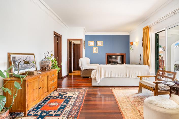 Image No.16-4 Bed Country House for sale