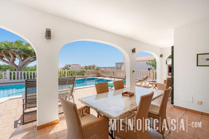 Image No.2-4 Bed House/Villa for sale