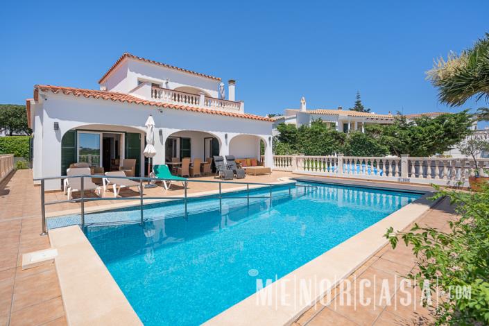 Image No.1-Maison / Villa de 4 chambres à vendre à Cala Llonga