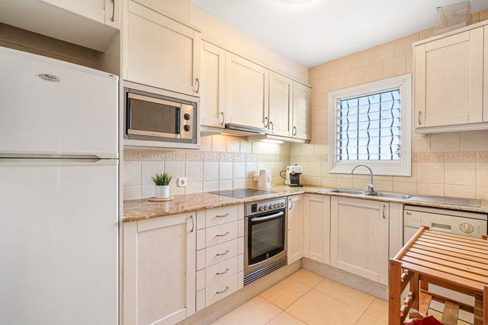 Image No.17-2 Bed Apartment for sale