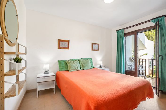 Image No.8-2 Bed Apartment for sale