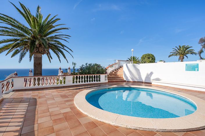 Image No.27-2 Bed Apartment for sale