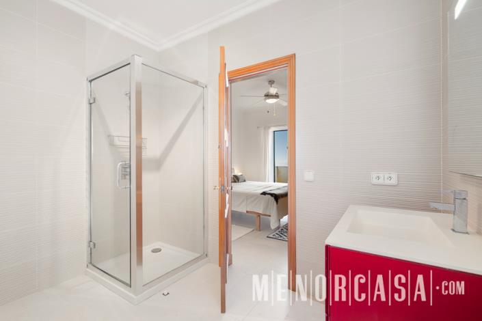 Image No.22-4 Bed Villa / Detached for sale