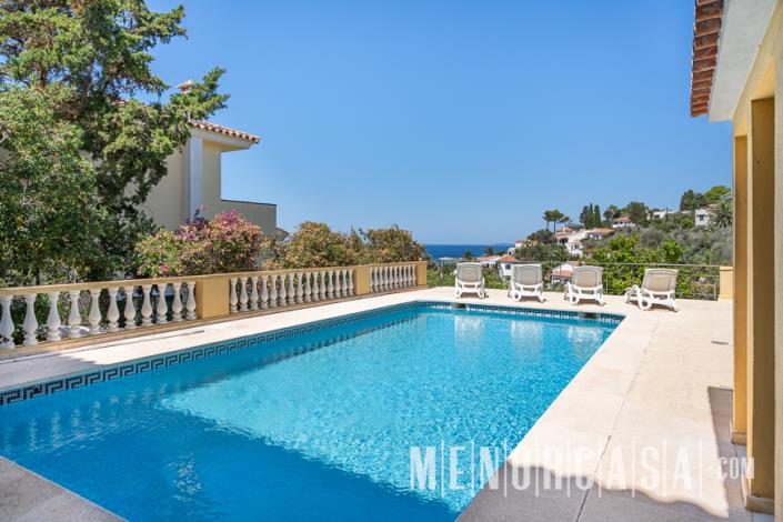 Image No.44-4 Bed Villa / Detached for sale