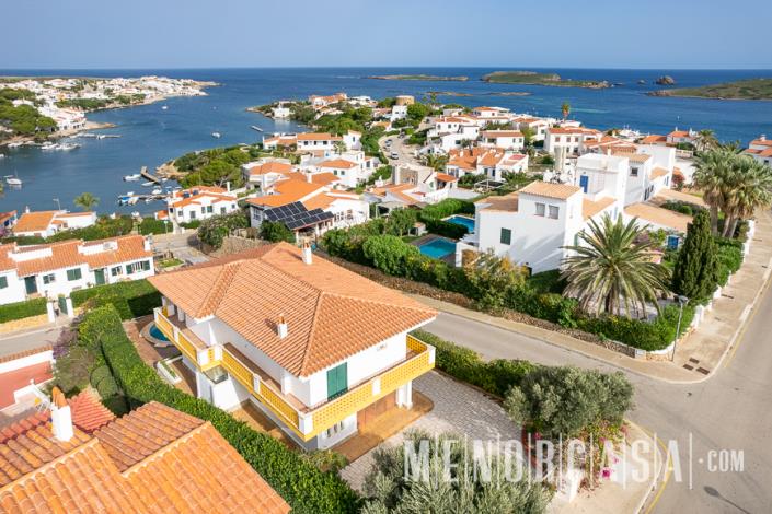 Image No.1-5 Bed House/Villa for sale