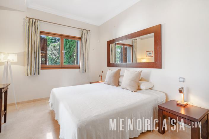 Image No.27-5 Bed Villa / Detached for sale