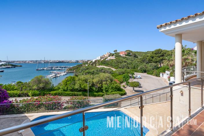 Image No.32-5 Bed Villa / Detached for sale