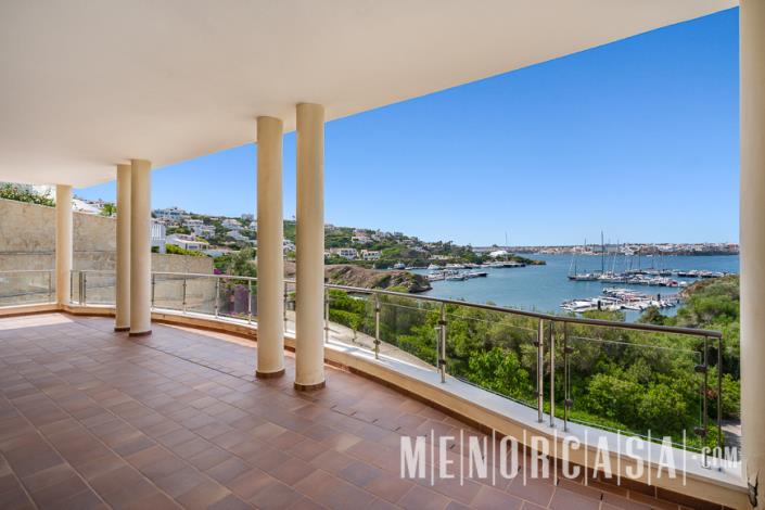 Image No.33-5 Bed Villa / Detached for sale