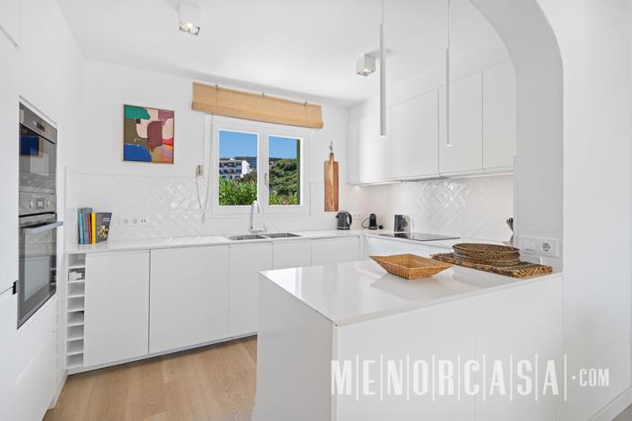 Image No.20-4 Bed Villa / Detached for sale