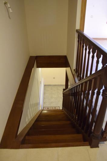 Image No.16-3 Bed House for sale