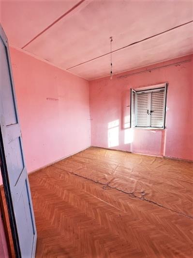 Image No.5-2 Bed Cottage for sale