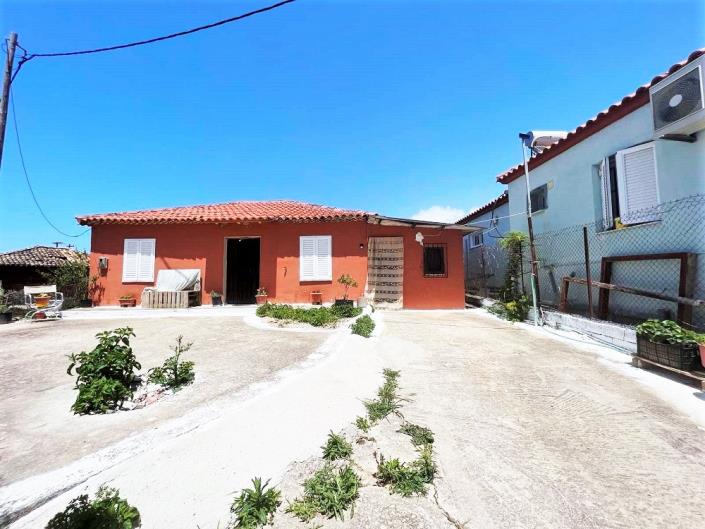 Image No.1-Maison de 2 chambres à vendre à Pylos