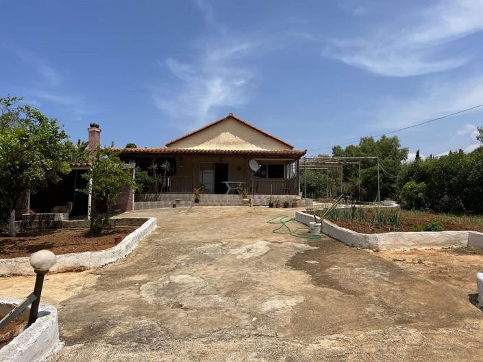 Image No.2-Maison de 1 chambre à vendre à Tragana