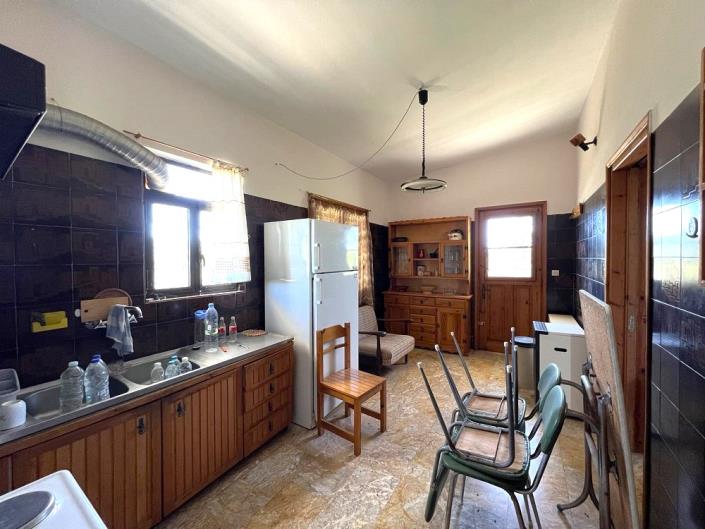 Image No.7-2 Bed House for sale