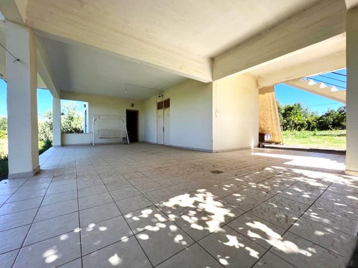 Image No.13-2 Bed House for sale