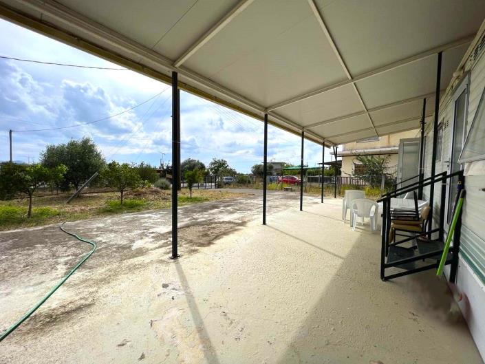 Image No.5-Caravane de 2 chambres à vendre à Pylos