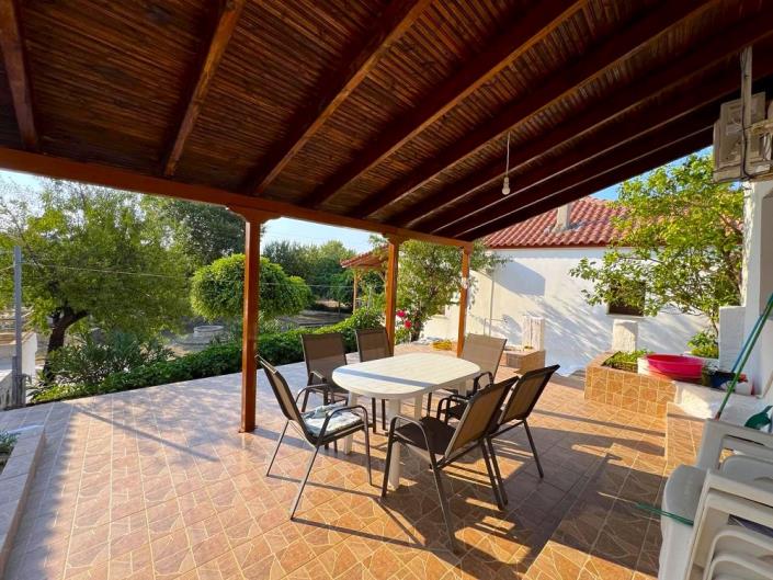 Image No.5-2 Bed House for sale