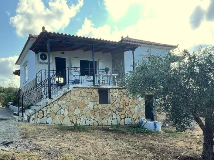 Image No.3-2 Bed House for sale