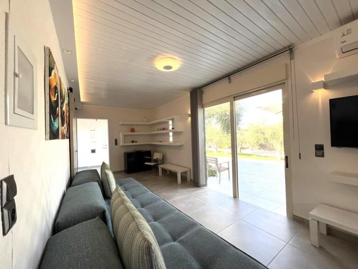 Image No.20-2 Bed Bungalow for sale