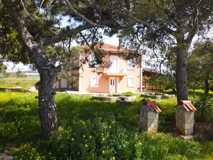 Image No.10-5 Bed Maisonette for sale