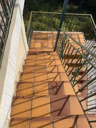 Image No.17-4 Bed House for sale