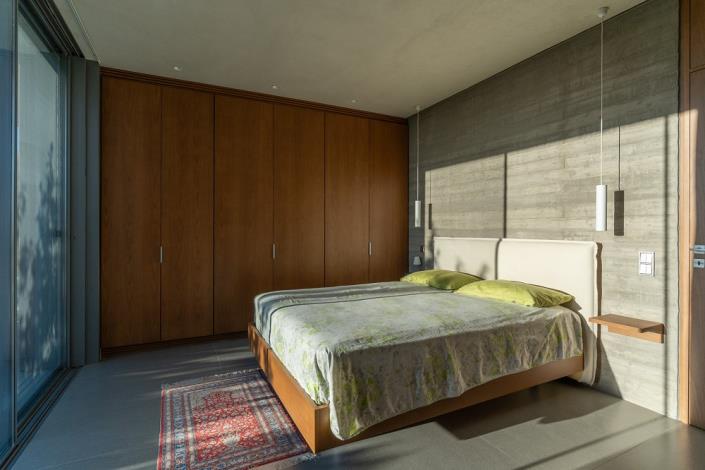 Image No.25-2 Bed Villa for sale