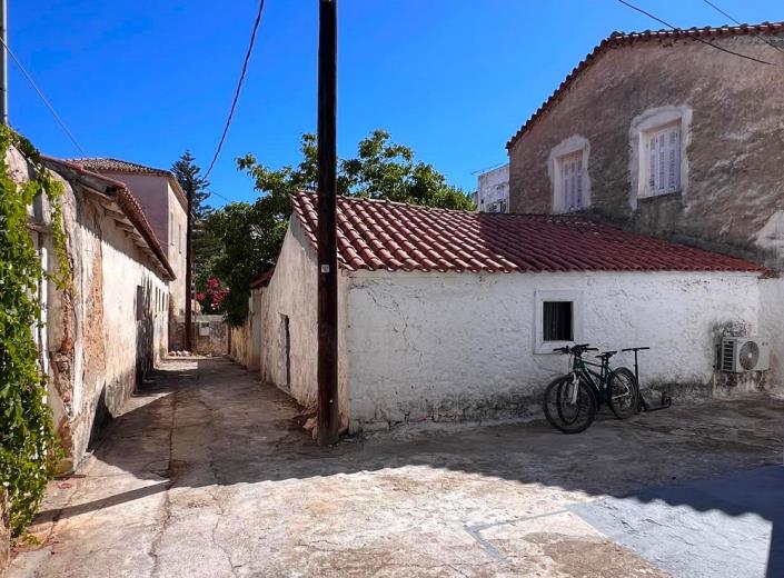 Image No.1-Jumelé de 3 chambres à vendre à Pylos