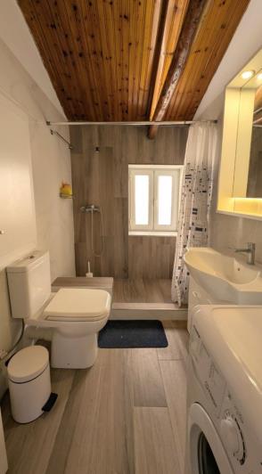 Image No.9-3 Bed Semi-Detached for sale