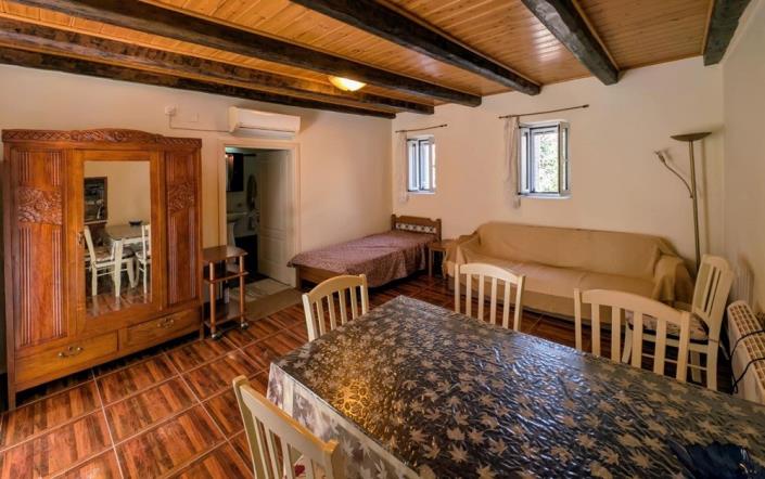 Image No.14-3 Bed Semi-Detached for sale