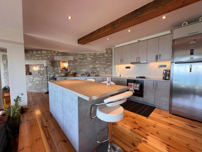 Image No.8-4 Bed Duplex for sale