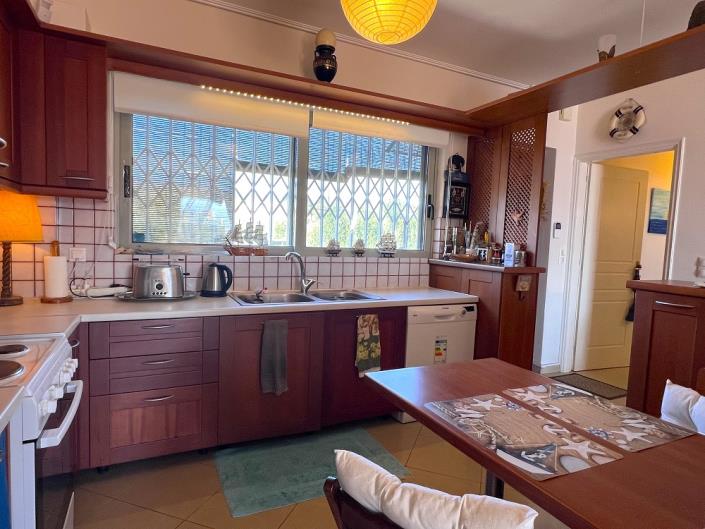 Image No.13-2 Bed Apartment for sale