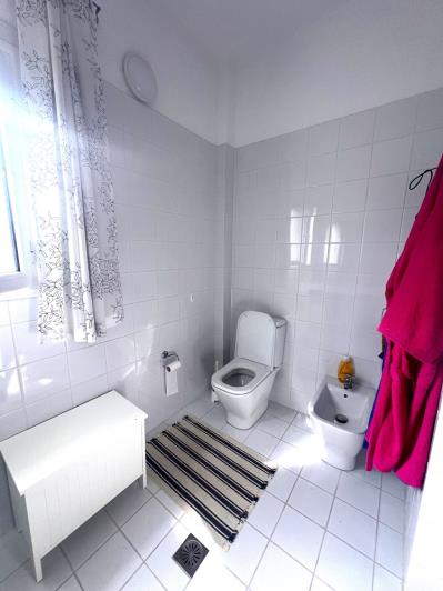 Image No.13-2 Bed House for sale